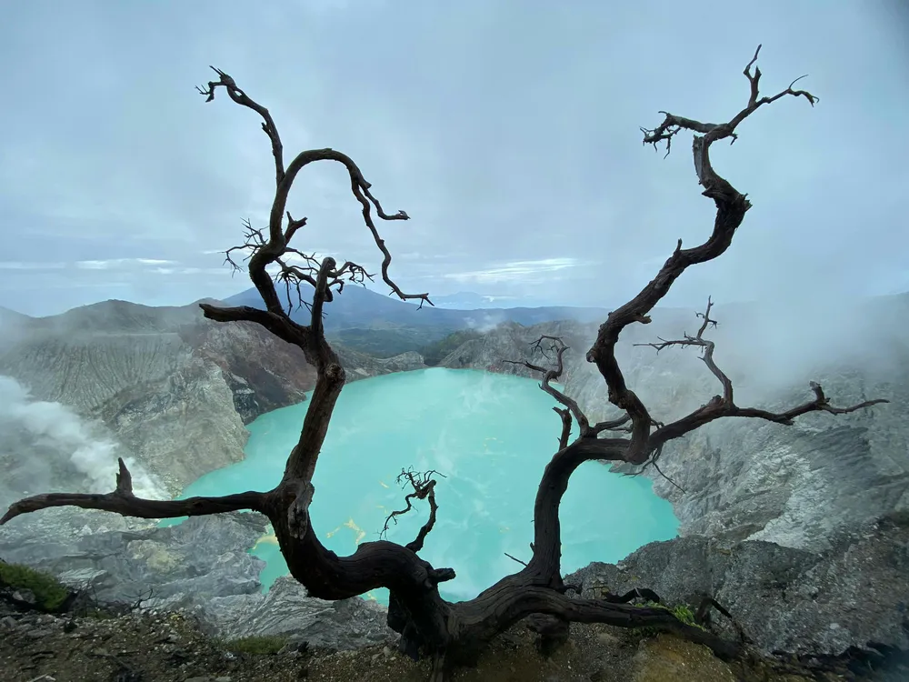 Ijen Midnight Adventure Sharing